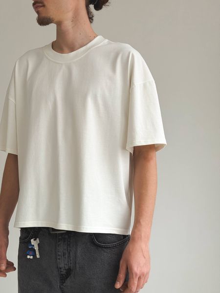 Мужская oversize укороченная футболка в белом цвете ts00301-S-M фото