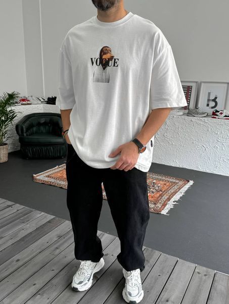 Мужская oversize футболка с принтом в белом цвете bs269 фото