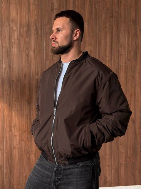 Мужской oversize бомбер из плащевки в коричневом цвете rd540bro-S фото