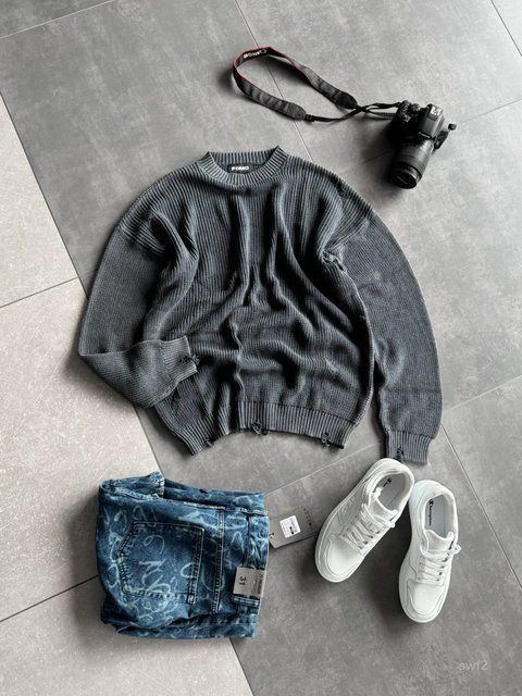 Чоловічий oversize светр у сірому кольорі swf2 фото
