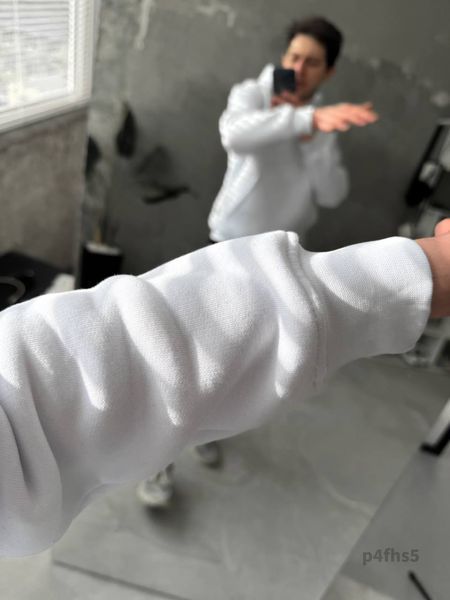 Чоловічий спортивний костюм на флісі з принтом у білому кольорі p4fhs5 фото