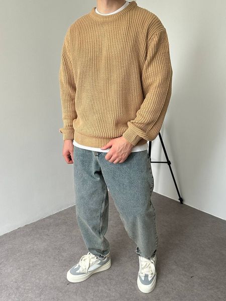 Мужской вязаный oversize свитер в бежевом цвете la157 фото