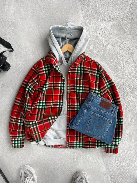 Мужская oversize рубашка в красном цвете r190 фото