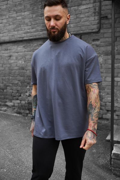 Мужская oversize футболка в темно-сером цвете 1137881432 фото
