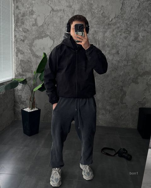 Мужская oversize ветровка в черном цвете bon1-S фото