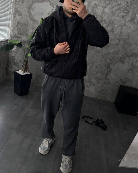 Чоловіча oversize вітрівка у чорному кольорі bon1-S фото