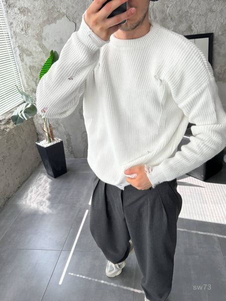 Чоловічий oversize светр у білому кольорі sw73 фото