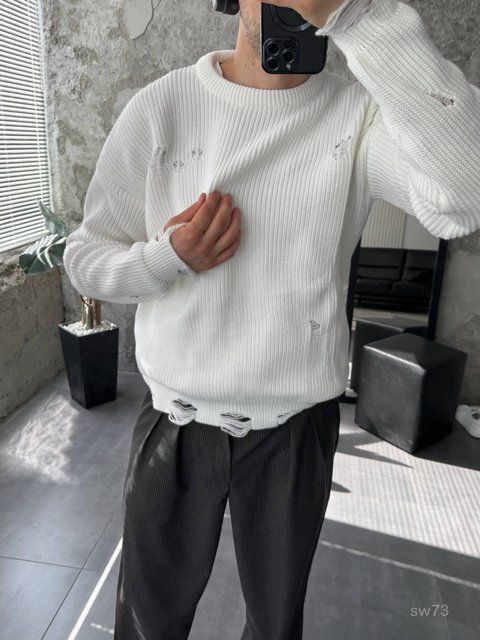 Мужской oversize свитер в белом цвете sw73 фото