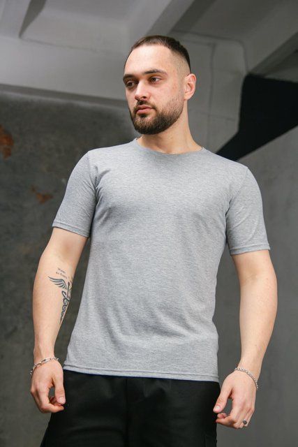 Чоловіча базова футболка у сірому кольорі 1289610437 фото