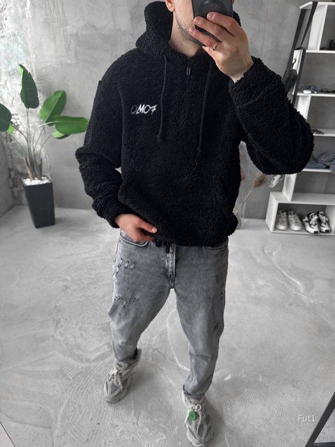 Чоловіче oversize худі у чорному кольорі fut1n фото