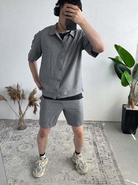 Чоловічий oversize костюм у сірому кольорі liam9 фото