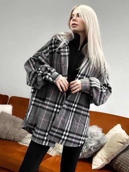 Жіноча oversize сорочка у сірому кольорі zkl2 фото