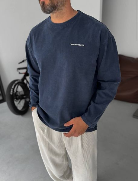 Чоловічий oversize лонгслів у синьому кольорі tt2466 фото