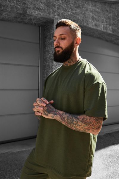 Чоловіча oversize футболка у кольорі хакі 1285313003 фото