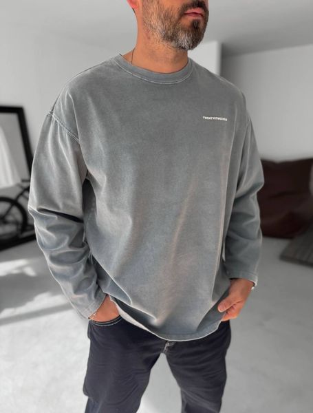 Чоловічий oversize лонгслів у сірому кольорі tt2465 фото