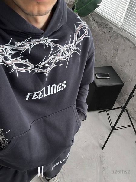 Мужской oversize костюм с принтом в графитовом цвете p26fhs2 фото