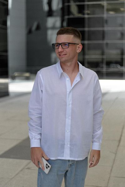Чоловіча бавовняна сорочка у білому кольорі 1032991100 фото