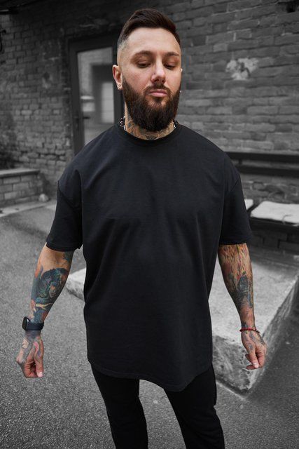 Мужская oversize футболка в черном цвете 1942066604 фото