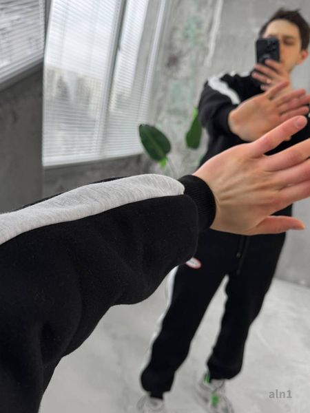 Мужской oversize костюм на флисе в черном цвете aln1k фото