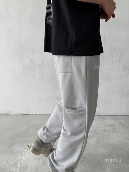 Чоловічі oversize спортивні штани у світло-сірому кольорі mark3 фото
