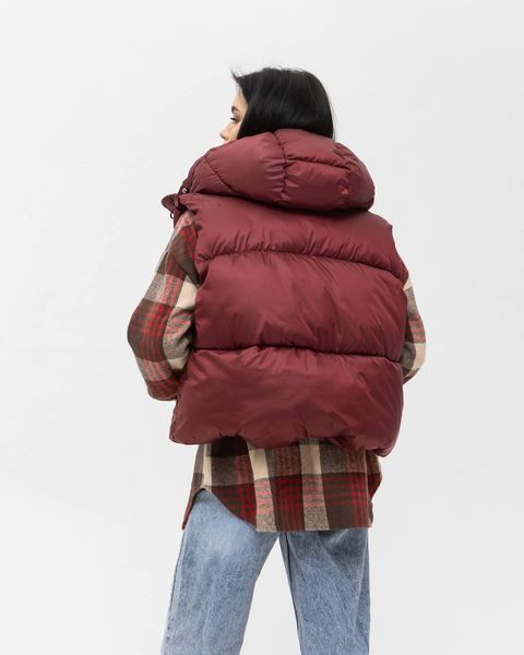 Жіноча oversize жилетка з капюшоном у бордовому кольорі zh1 фото