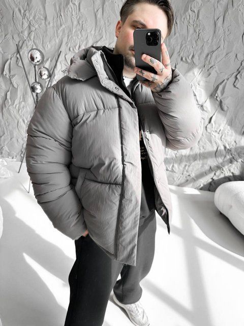 Чоловіча зимова oversize куртка у сірому кольорі dp24 фото