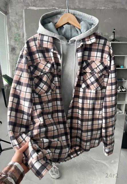 Мужская oversize рубашка в коричневом цвете 24r2 фото