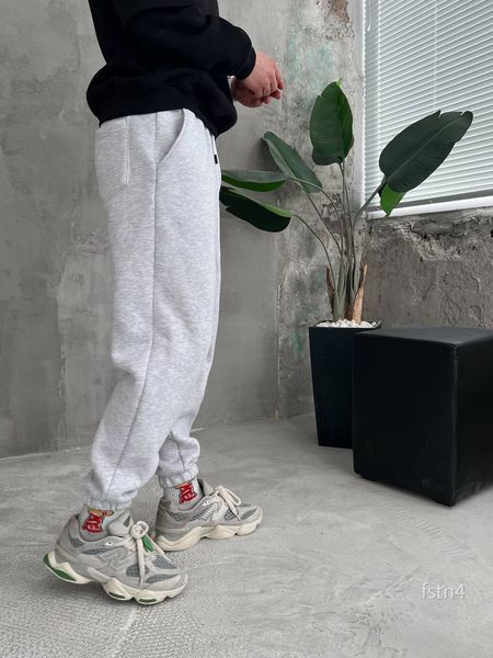 Мужские oversize джоггеры на флисе в светло-сером цвете fstn4 фото