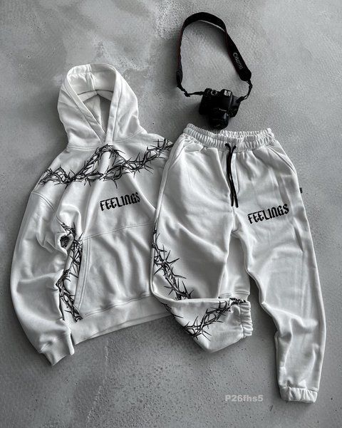 Мужской oversize костюм с принтом в белом цвете p26fhs5 фото