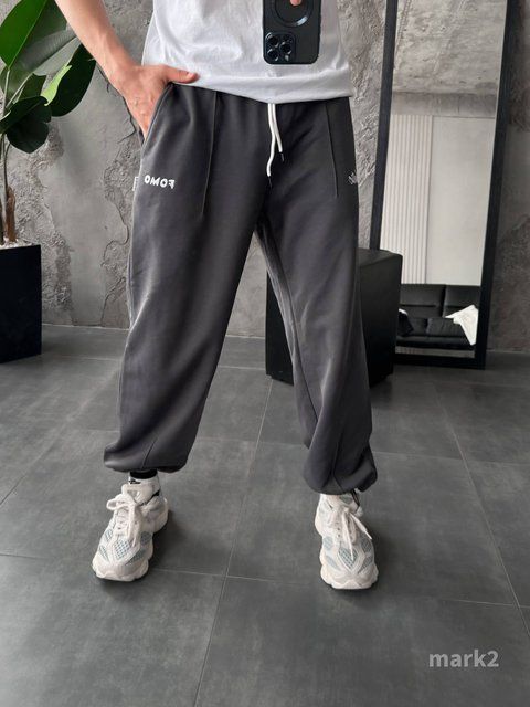 Чоловічі oversize спортивні штани у графітовому кольорі mark2 фото