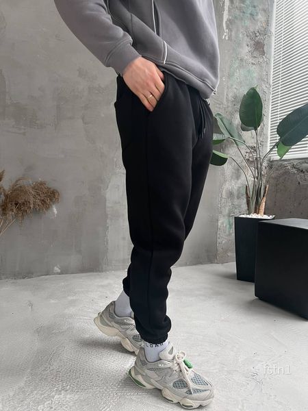 Мужские oversize джоггеры на флисе в черном цвете fstn1 фото