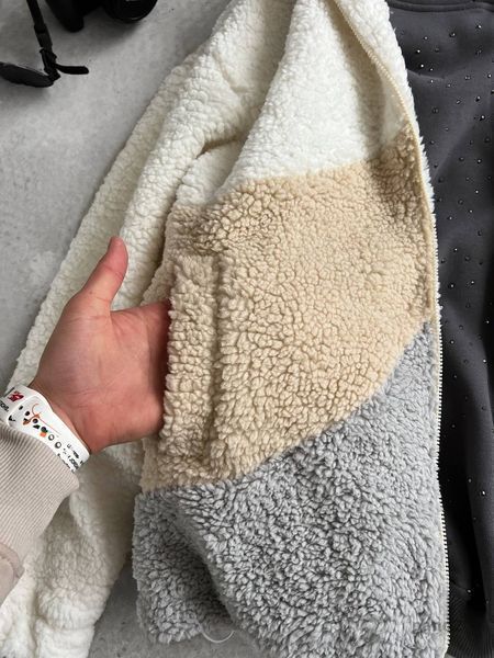 Чоловічий оверсайз бомбер у білому кольорі pand2n фото