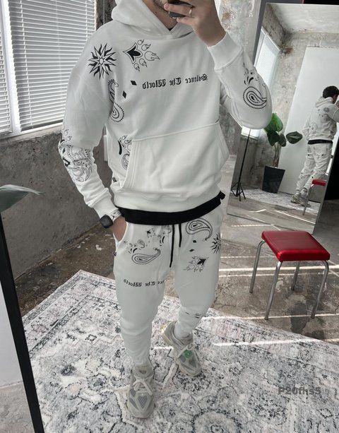 Мужской oversize спортивный костюм с принтом в белом цвете p20fhs5 фото