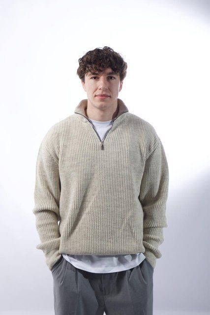 Чоловічий oversize светр у бежевому кольорі vez1bg фото