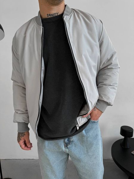 Чоловічий oversize бомбер у сірому кольорі sm2436 фото
