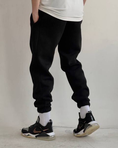 Мужские oversize брюки на флисе в черном цвете n04202 фото