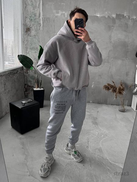 Чоловіче oversize худі зі стразами у сірому кольорі straz3 фото