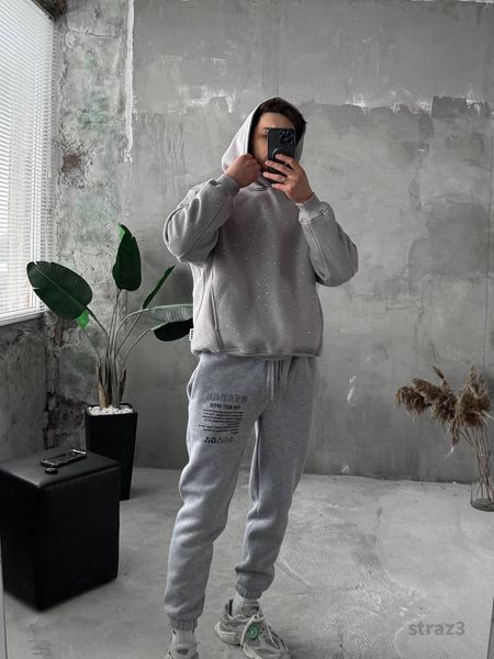 Чоловіче oversize худі зі стразами у сірому кольорі straz3 фото
