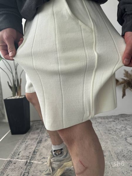 Мужские oversize шорты в бежевом цвете sh6 фото