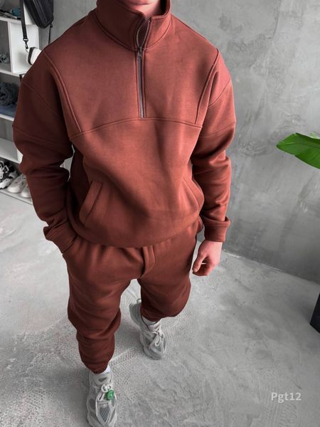 Мужской oversize костюм на флисе в коричневом цвете pgt12n фото