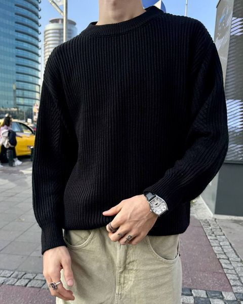 Мужской oversize свитер в черном цвете u01702 фото