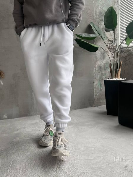 Мужские oversize джоггеры на флисе в белом цвете fstn5 фото