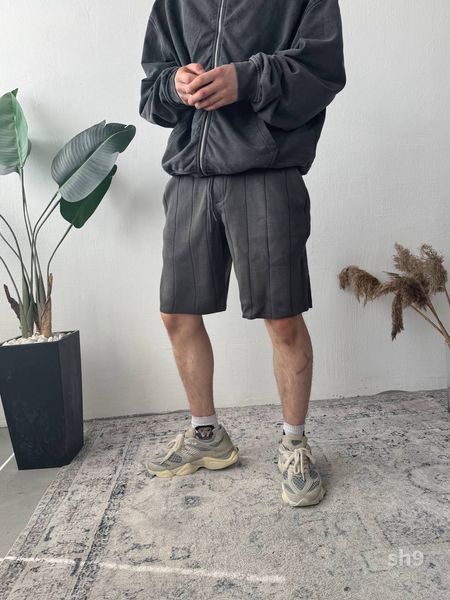 Мужские oversize шорты в темно-сером цвете sh9 фото