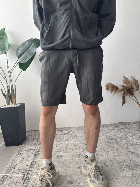 Мужские oversize шорты в темно-сером цвете sh9 фото